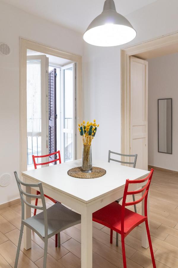 פלרמו Four Luxury Apartment מראה חיצוני תמונה