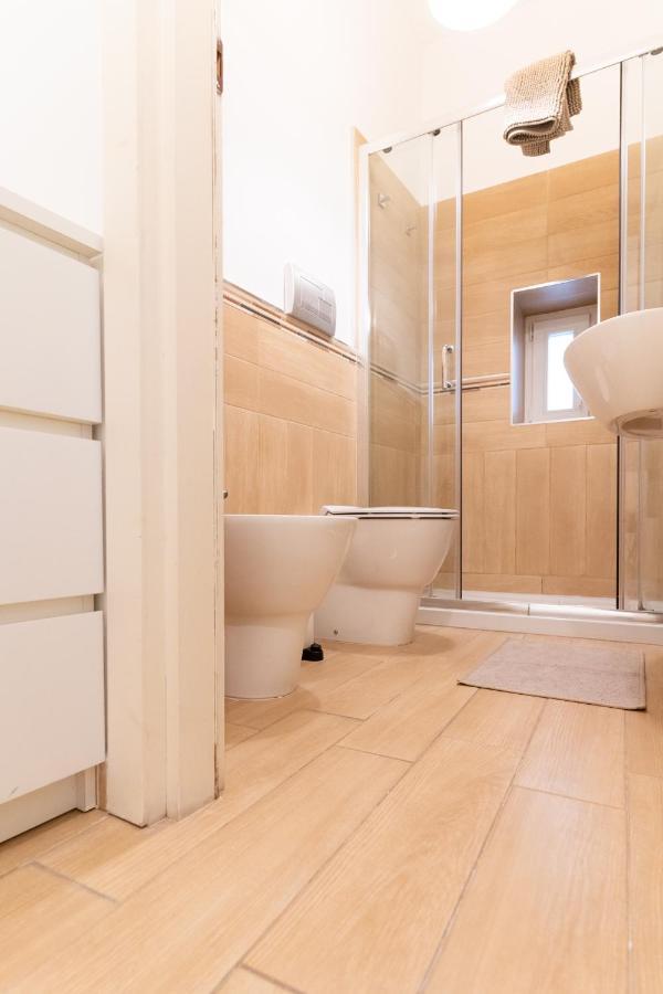 פלרמו Four Luxury Apartment מראה חיצוני תמונה